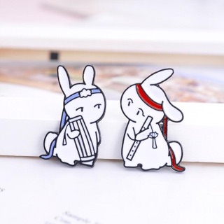 Pin cài áo thỏ Vong Tiện