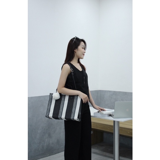 Túi tote nữ GILAN Mono Bag - đựng được Laptop, A4 cho nàng đi làm, đi học