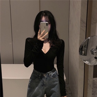 Áo thun COZOKC tay dài cổ chữ V phong cách thanh lịch