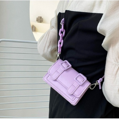 Túi xách đeo chéo vai phong cách Hàn Quốc cho nữ