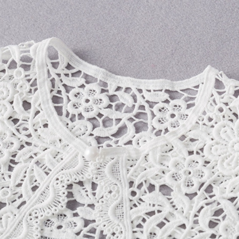 Cổ áo giả bằng ren họa tiết hoa dùng trang trí Hán phục
 | BigBuy360 - bigbuy360.vn