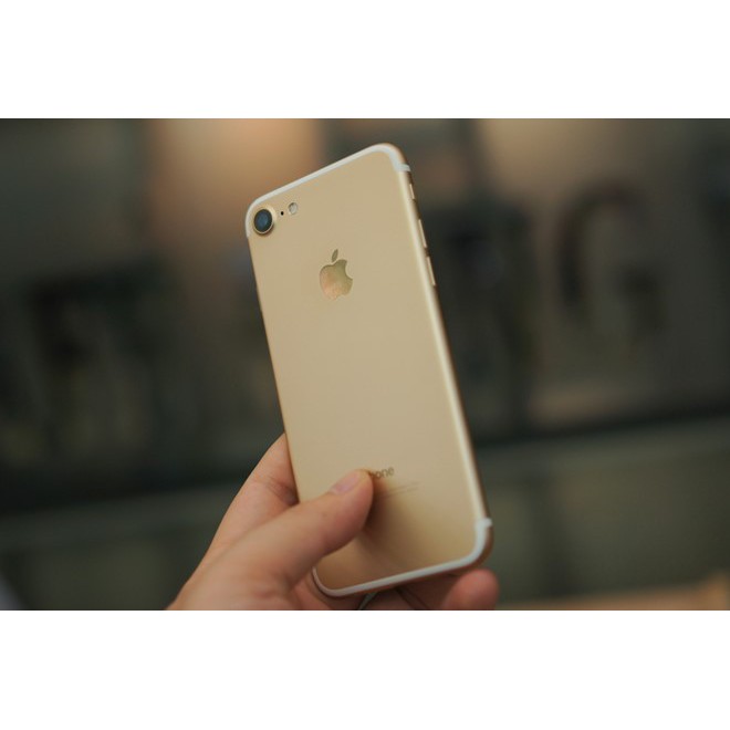 Điện Thoại iPhone 7 32Gb Quốc Tế , Máy còn đẹp mới, ccas tính ănng dùng ổn định, bảo hành 12 tháng.