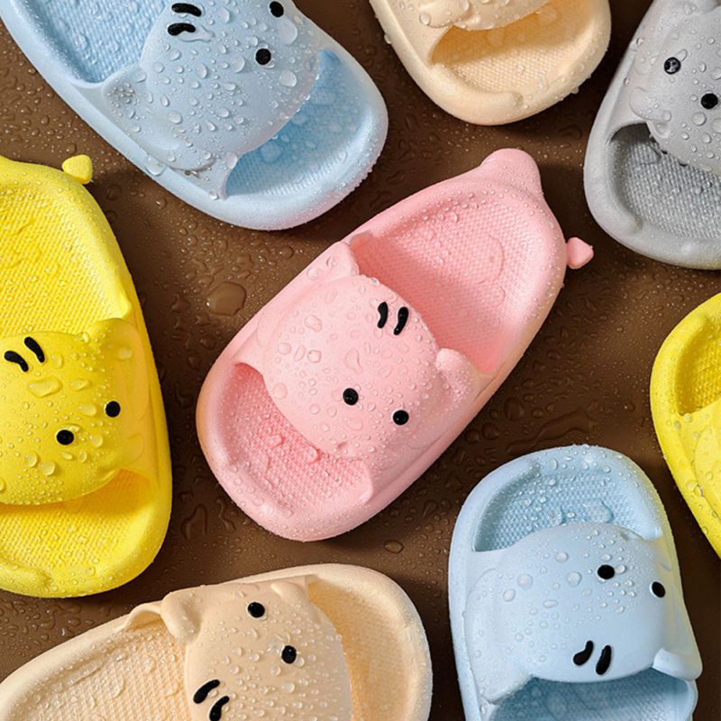 Dép Nhựa PVC Đế Bằng Mềm Mại Chống Trượt Đi Trong Nhà Hình Voi Hoạt Hình Dễ Thương