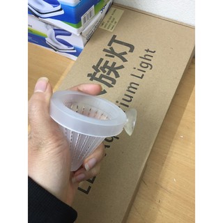 Cốc - phễu đựng trùng cho cá ăn