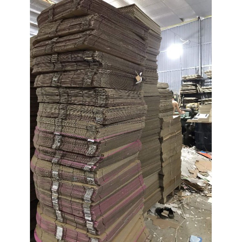 – Nhà Bìa carton Lắp Ghép cho bé - Doremon - 5 Lớp Cán Bóng Chịu Lực 20Kg