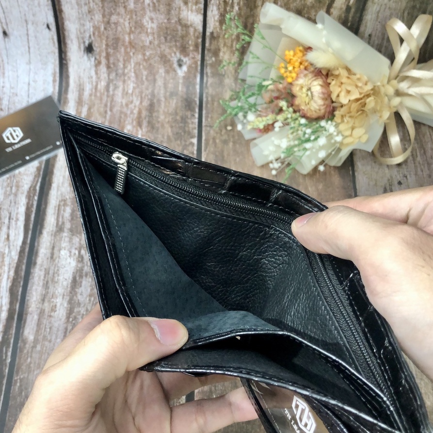 Ví Da Cá Sấu Gù Đầu 2 Mặt, Bóp Nam Da Gai Lưng Gù Đầu 2 Mặt Màu Đen, Kiếu Dáng Ngang - BH 24 Tháng