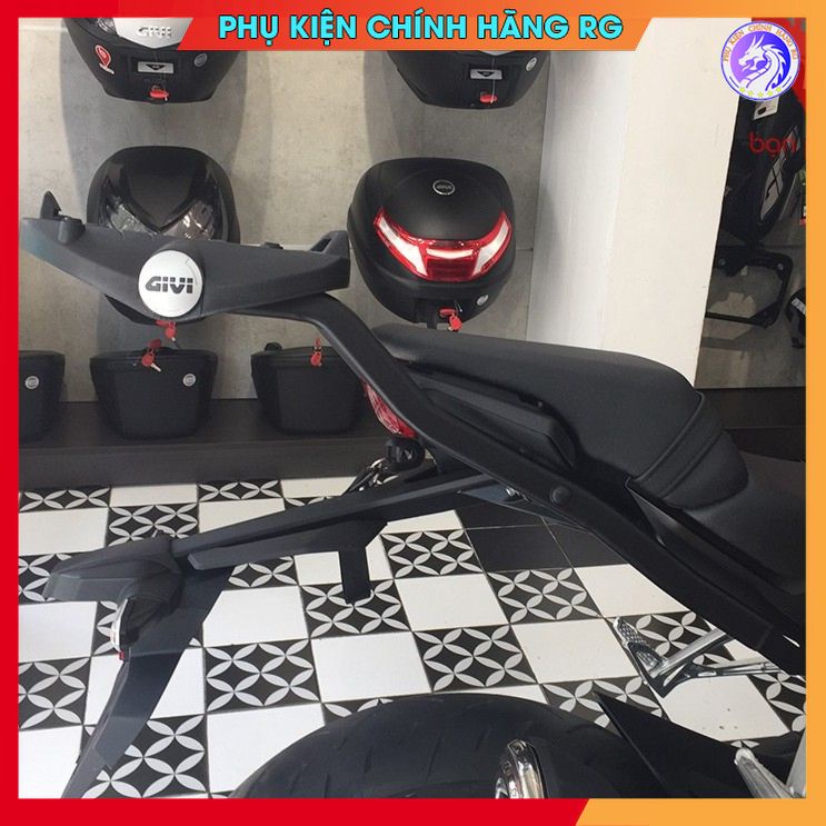 Cảng sau đặc biệt chịu lực Givi SRV gắn cho xe Honda CB250R hàng chính hãng bảo hành 2 năm