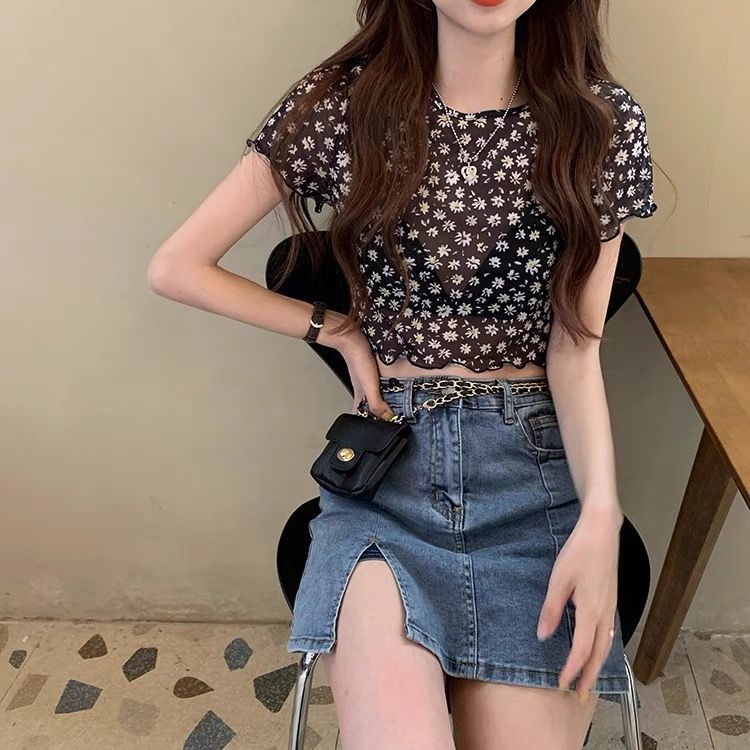 Áo Croptop Tay Ngắn Phối Lưới Trong Suốt In Hoa Thời Trang Mùa Hè Quyến Rũ Cho Nữ