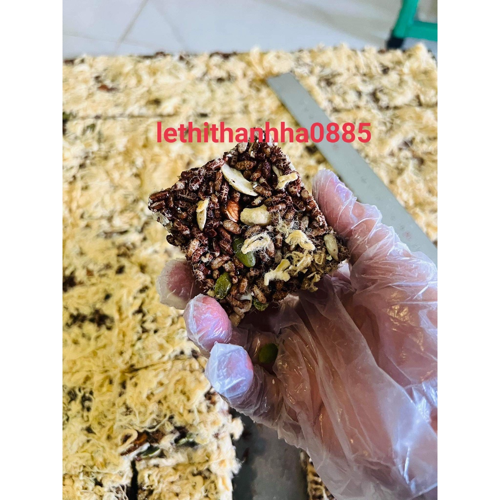 Thanh gạo lứt ngũ cốc chà bông ăn kiêng hộp 300gr (tính cả hộp)