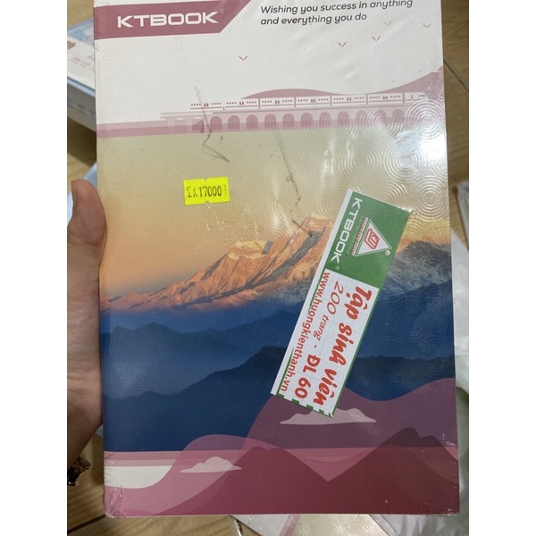 Tập 200 trang sinh viên khổ lớn có ô ly KTBOOK giá rẻ