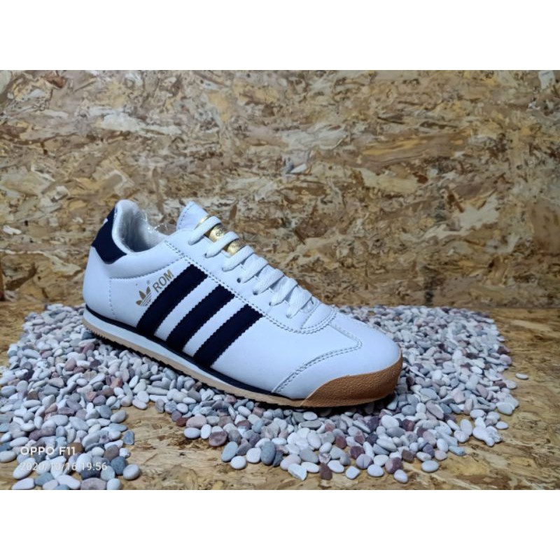 Giày Thể Thao Adidas Rom Thiết Kế Năng Động Hợp Thời Trang