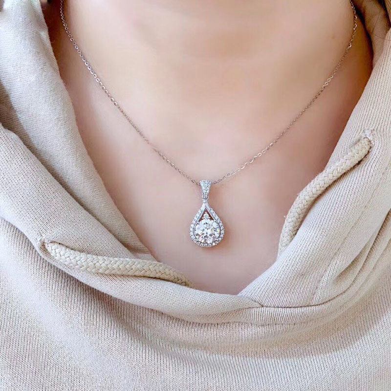 Dây chuyền kim loại mặt thời trang cho nữ