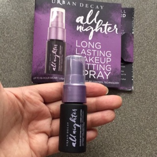[Urban Decay]-Xịt Khóa Lớp Trang Điểm All Nighter Long Lasting Makeup Setting Spray(15ml)-USA
