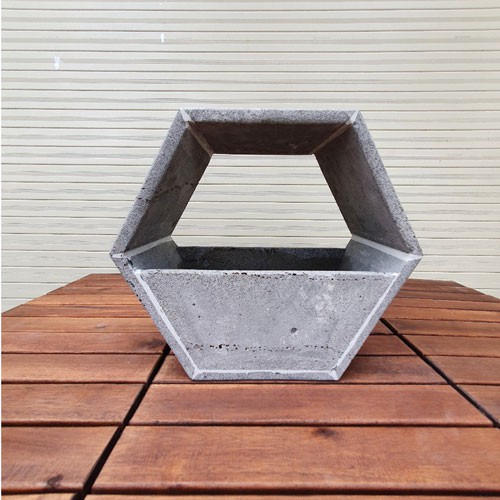 Chậu treo tường trồng hoa hình lục giác KT 30cm bằng đá tự nhiên kiểu dáng độc đáo