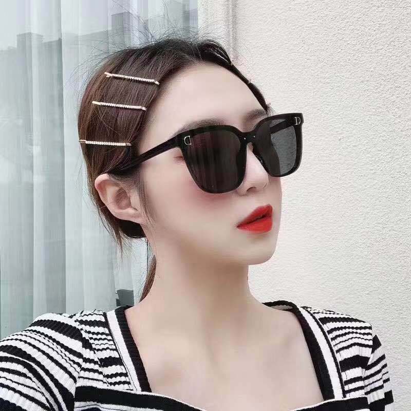 Kính Mát Chống Tia UV In Chữ D Thời Trang Cho Nữ Sự Bảo Vệ