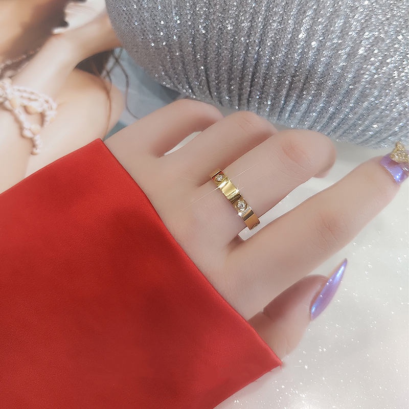 Nhẫn titan nữ không gỉ không phai màu thiết kế đơn giản phong cách thời trang thanh lịch