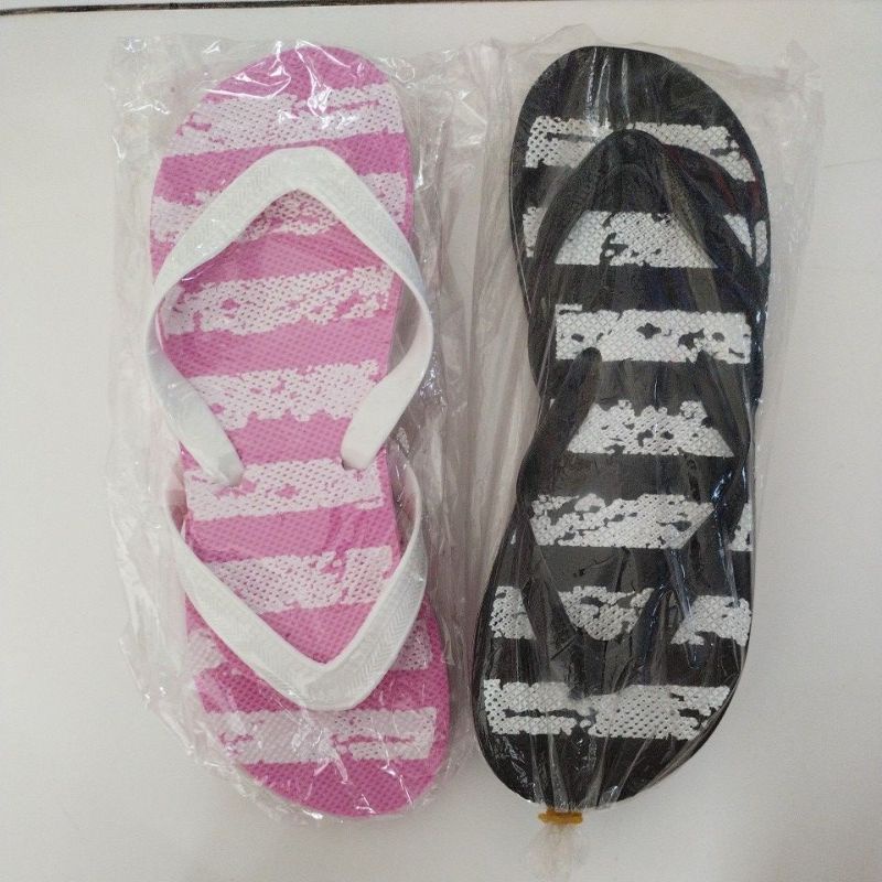 Dép xốp đi dạo