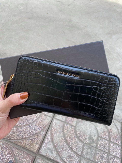 Ví dài 2 ngăn da sần dư xịn cnk