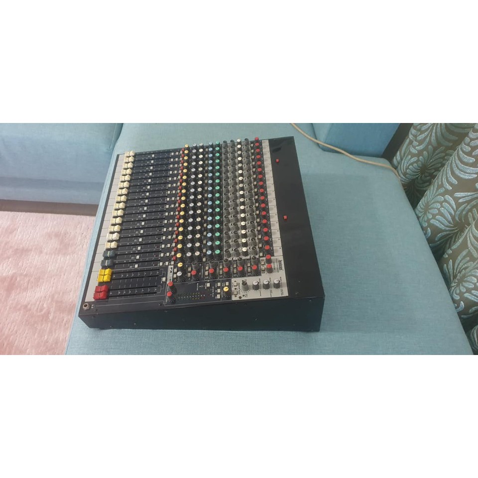 BÀN MIXER SOUNDCRAFT FX16II CHUYÊN NGHIỆP