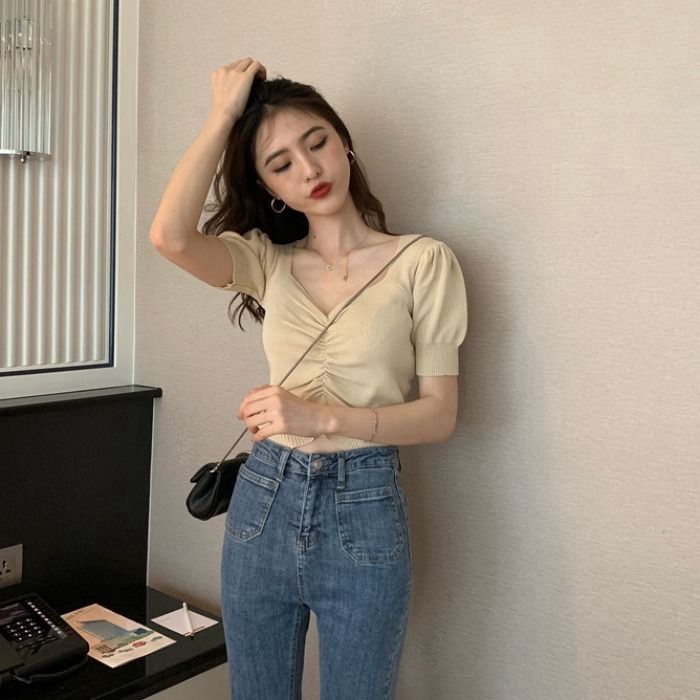 Knitted Top Summer New Korean Version Slim and Stylish V-neck