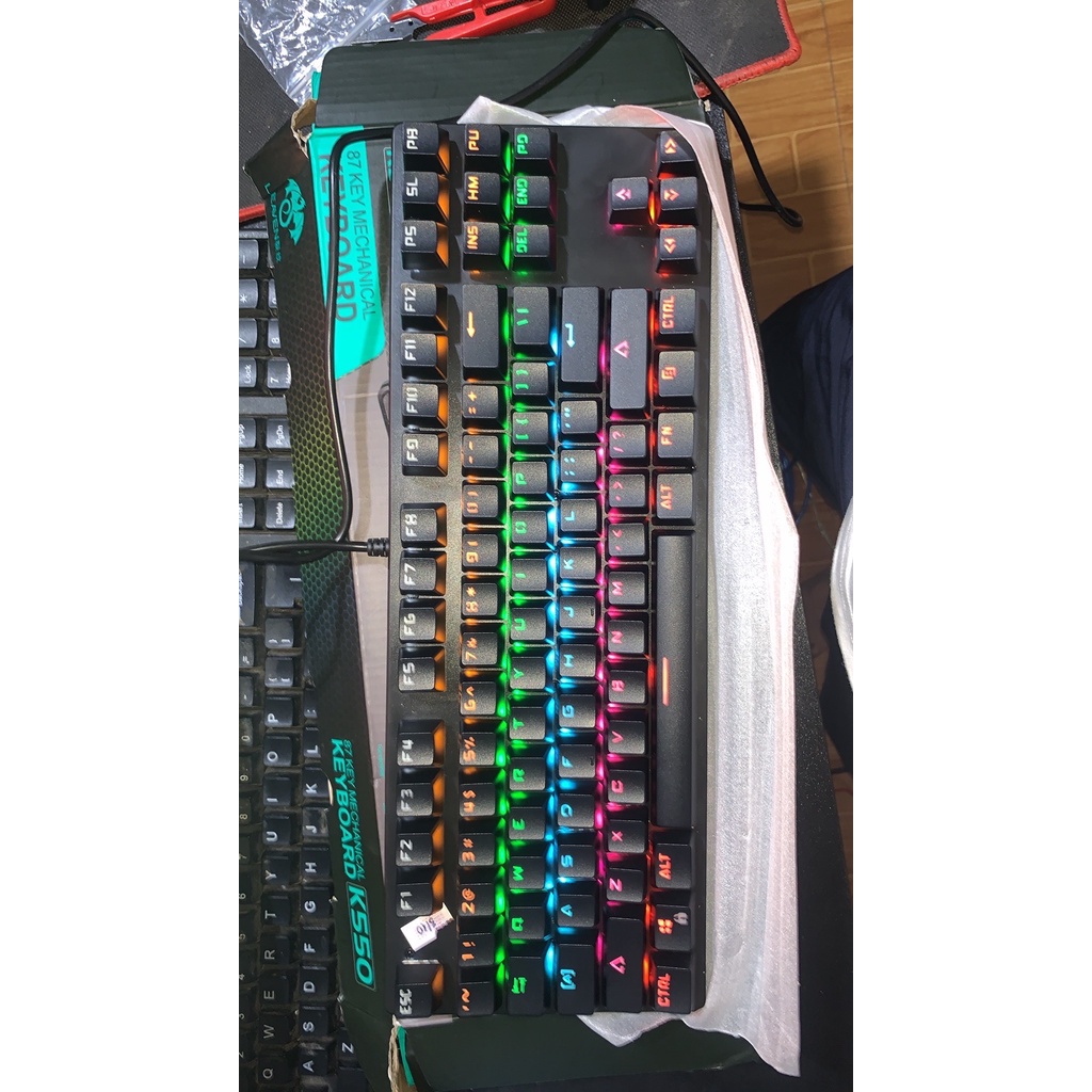 Bàn Phím Cơ Máy Tính Gaming K550 Pro TKL Full Led 7 Chế Độ Hiêu Ứng