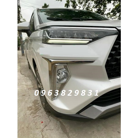 Ốp viền đèn gầm trước, sau xe Toyota VELOZ 2022+ hàng loại 1 mạ crom cao cấp