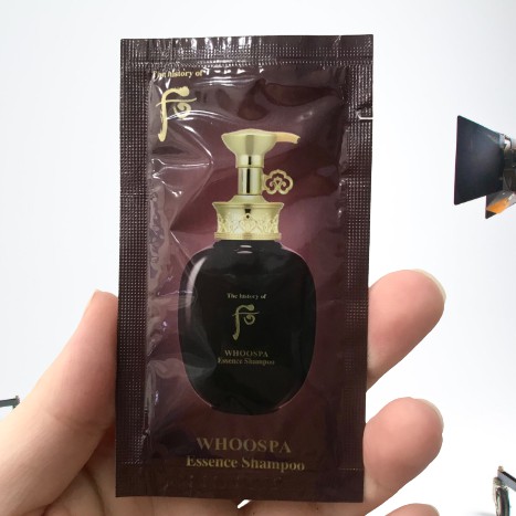 Gói Dầu gội đầu đông y Whoo Spa Essence Shampoo 8ml | BigBuy360 - bigbuy360.vn