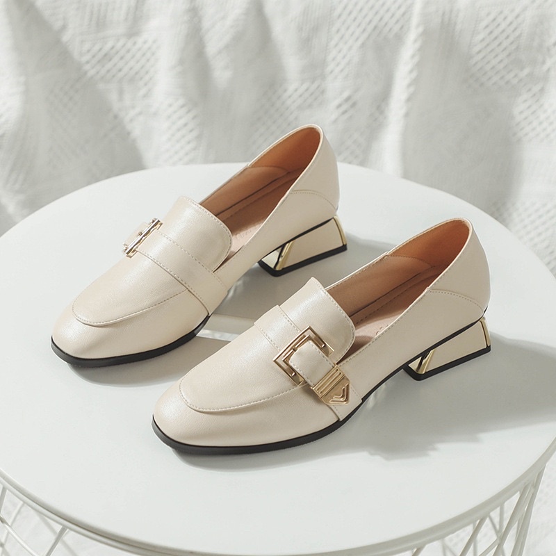 Giày 5 phân khuy bạc nhỏ