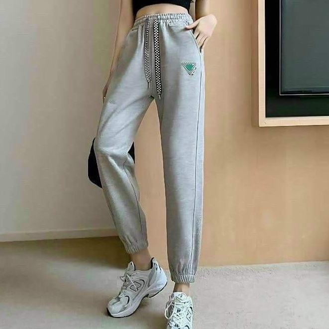 Quần joggrer nữ_Quần joggre trẻ trung năng động chất da cá tàu dày dặn cao cấp Dây rút Kẻ