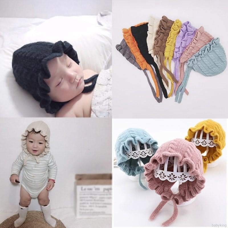 Giá treo trưng bày mũ người lớn, trẻ em bằng nhựa phối viền ren xinh xắn - mắc treo mũ