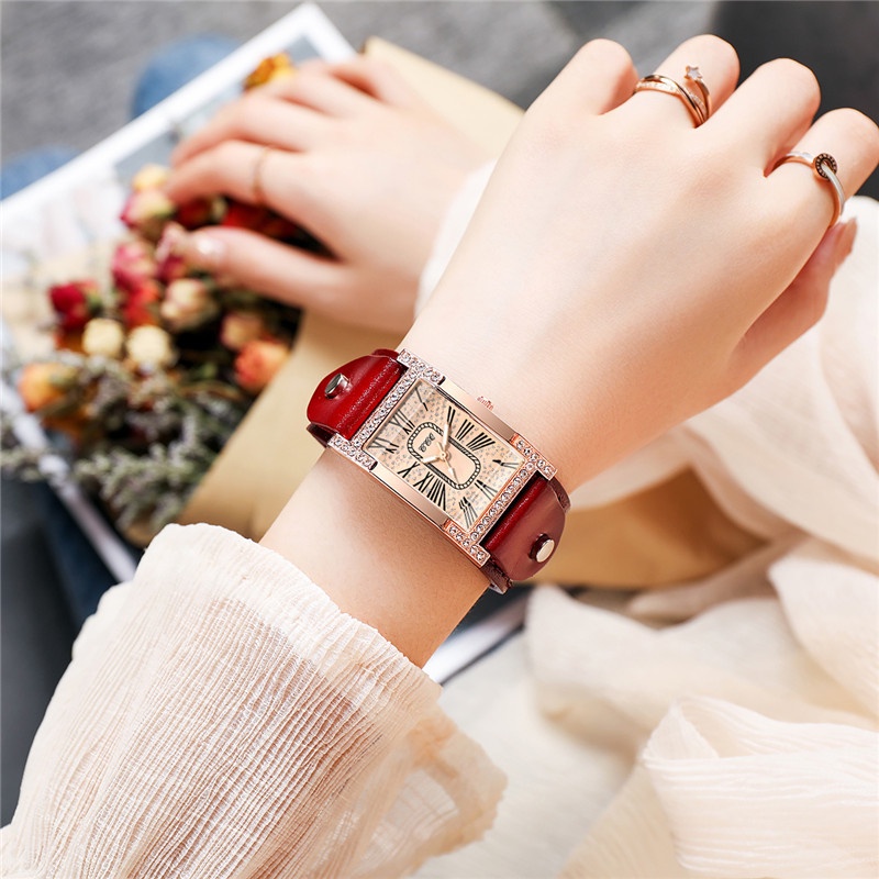 Đồng Hồ Quartz Mặt Chữ Nhật Dây Da Phong Cách Vintage