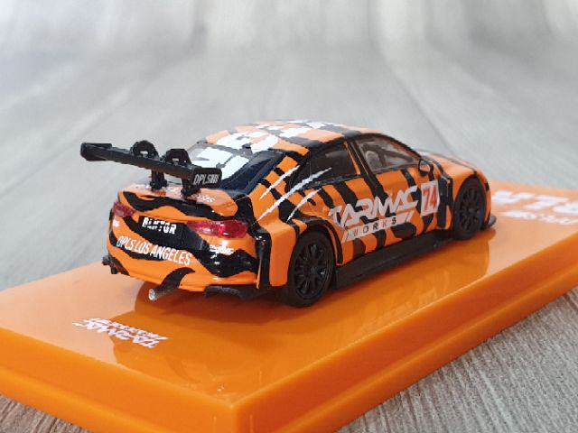 Xe mô hình Audi RS3 LMS tỉ lệ 1/64 hãng Tarmac sản xuất