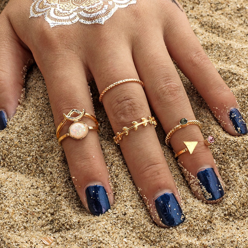 5Pcs / Set Bohemian Simple Pink Triangle Silver Color Finger Gemstone Rings for Women