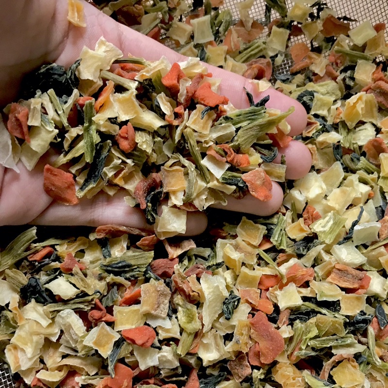 Salad Rau Củ - Rau Củ Hỗn Hợp Sấy Khô Cho Hamster Và Thú Nhỏ