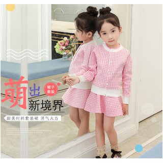 Váy len hồng cho bé