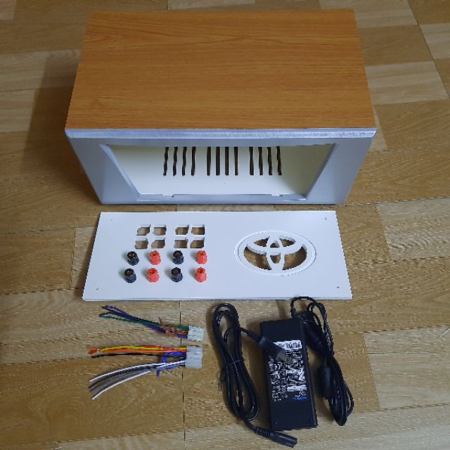 Hộp CD ô tô Camry