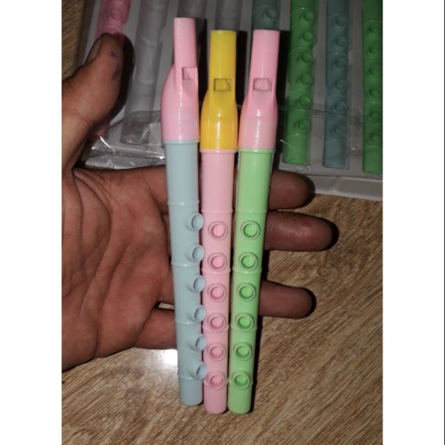 Sét 3 chiếc ống sáo bằng nhựa rất đẹp như hình