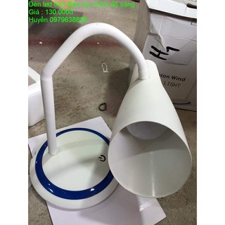 Đèn học chống cận cho bé
