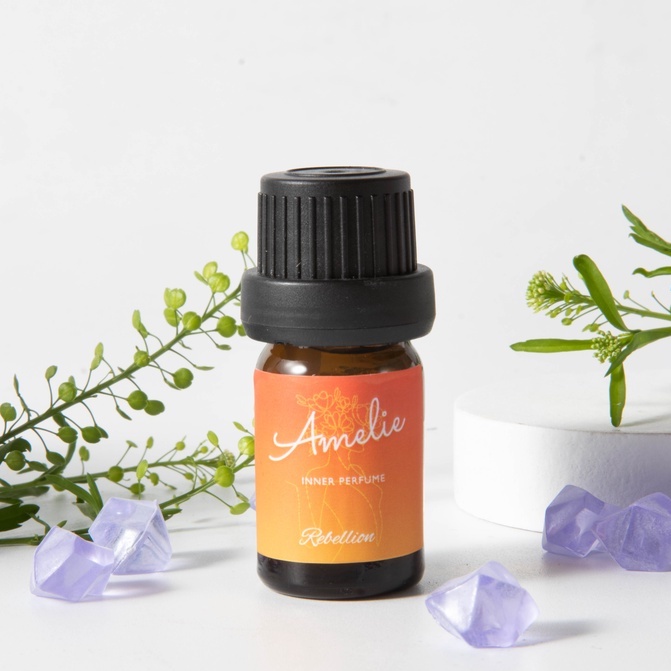 Nước Hoa Vùng Kín Amelie Rebellion 5ml – Hương Thảo Mộc, Cam Quýt, Táo Đỏ, Hổ Phách, Xạ Hương Quyến Rũ Khó Quên