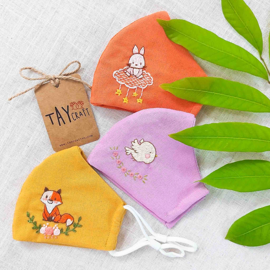 Khẩu trang linen thêu tay họa tiết động vật dễ thương (có nút tăng giảm dây)