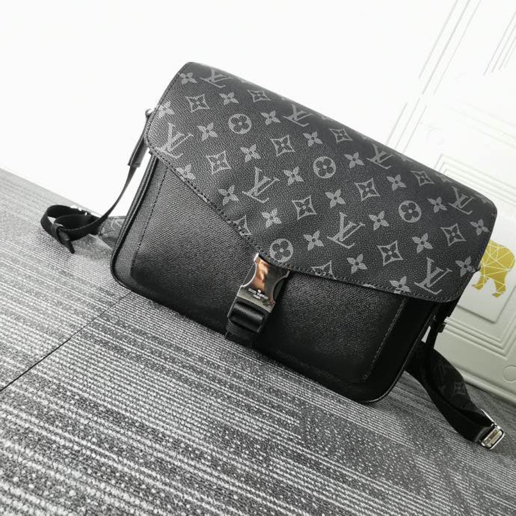 Cặp công sở Louis Vuitton size 29 x 23 x 11.5cm | BigBuy360 - bigbuy360.vn