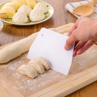 Cắt bột nhựa hình vuông