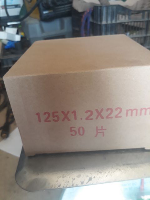 Đá cắt 1 tất2 hộp 50v