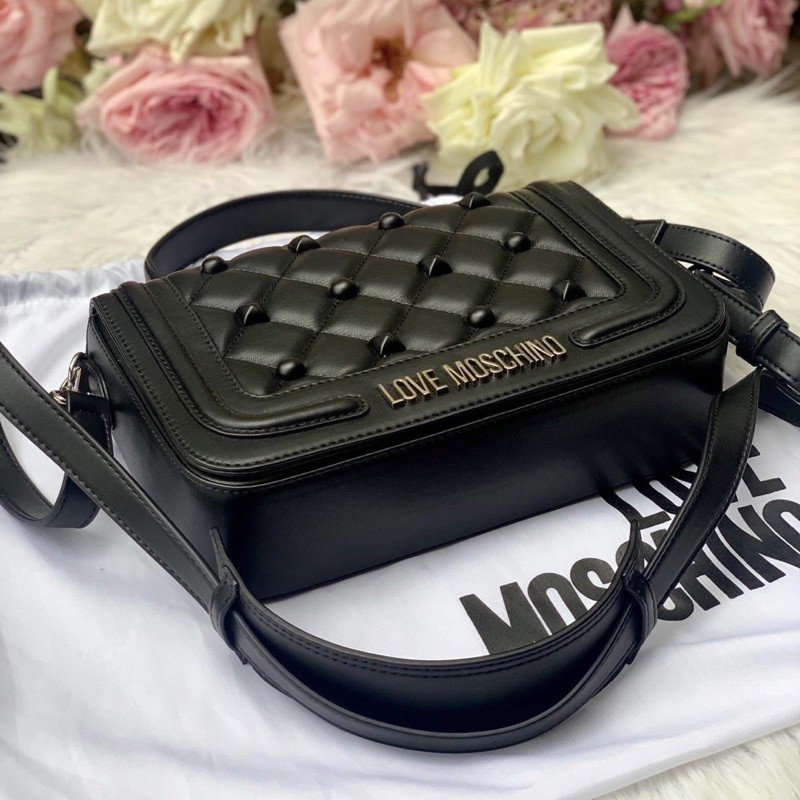 Túi Love Moschino đen đính đinh có quai xách siêu xinh - hàng Mỹ chính hãng