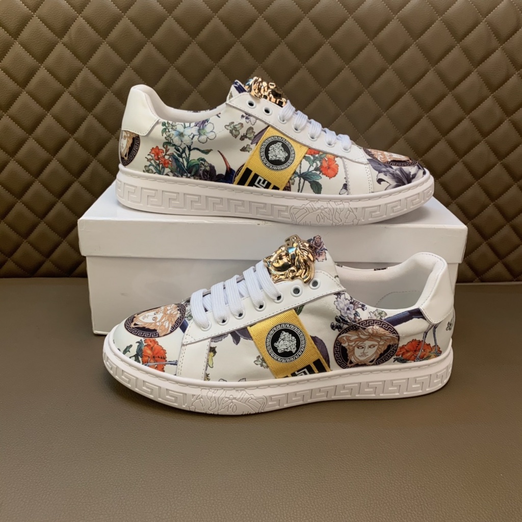 Giày sneakers nam cao cấp da thật VERSACE thời trang với thiết kế độc đáo và ấn tượng với họa tiết bắt mắt