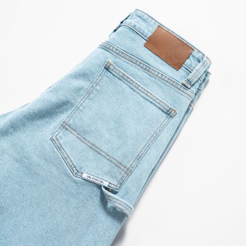 OWL BRAND® Quần Jean Dài Relax Xanh Nhạt - OWL040521 | BigBuy360 - bigbuy360.vn