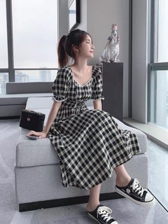 ĐẦM CARO ĐAN EO CỔ U
