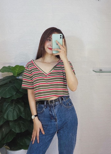 Áo crtopp cổ v