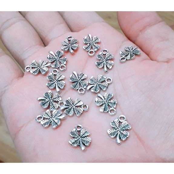 charm sỉ bạc cổ giá rẻ : 50 gram = 25k [ xưởng nhập sỉ charm giá rẻ TpHCM ]