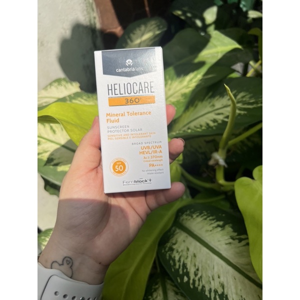 Kem chống nắng vật lí lai hóa học Heliocare 360° Pigment/Mineral/Gel Solution Fluid SPF50+ 50ml